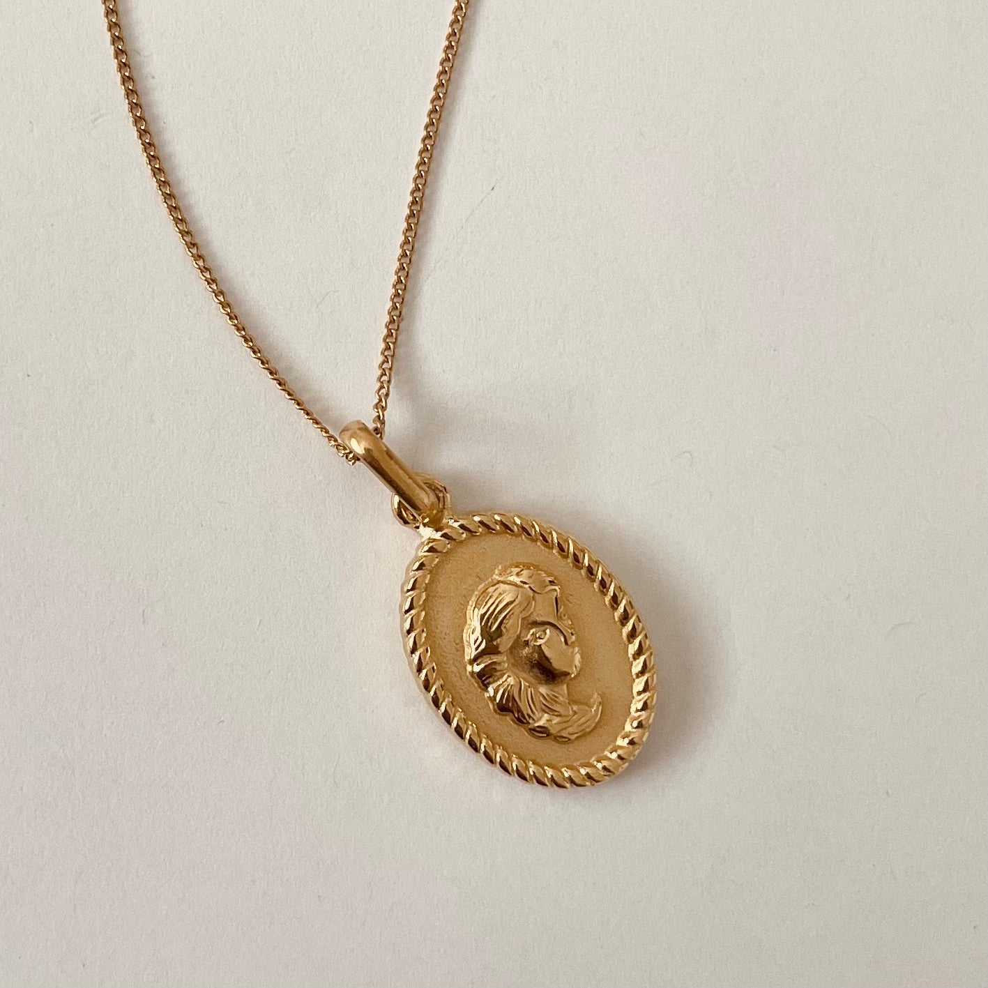 Zodiac 2.0 Necklace - 18k Gold Plated